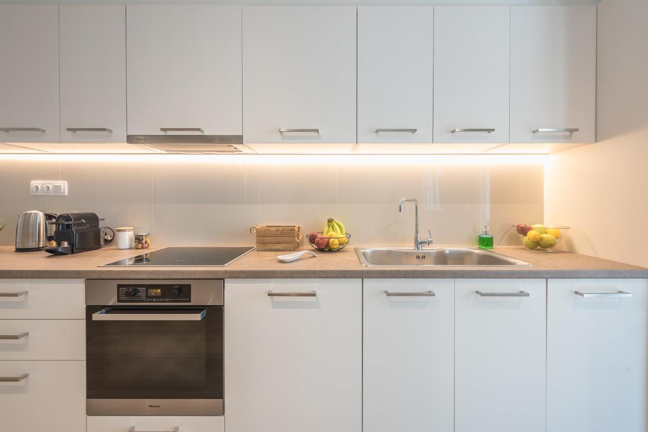 Stylish 2Bdr Apt By Acropolis Atene Esterno foto