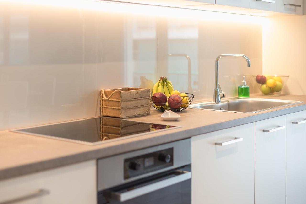 Stylish 2Bdr Apt By Acropolis Atene Esterno foto